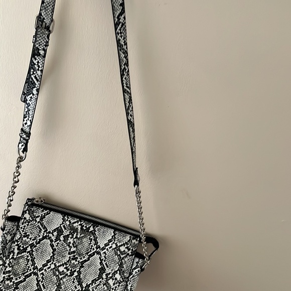 Steve Madden side crossbody bag - Picture 2 of 3